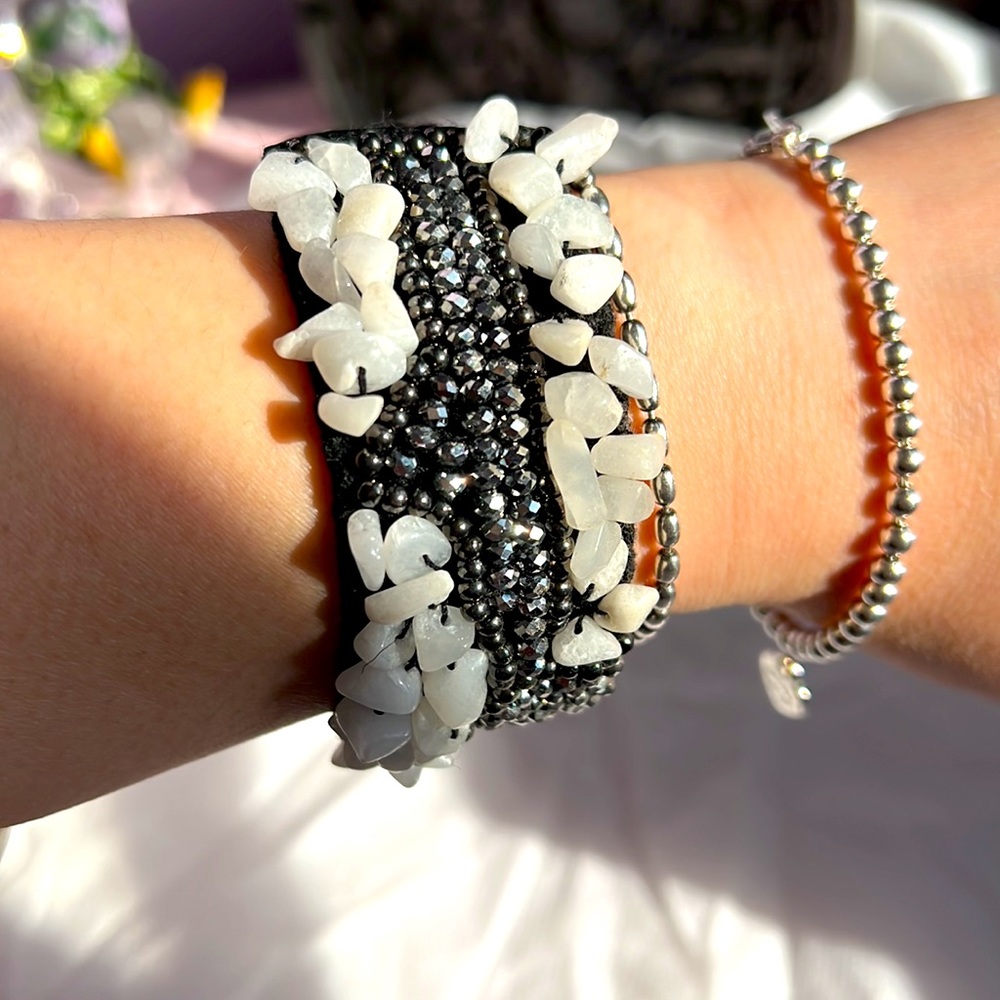 Bracelet. Vegan leather.